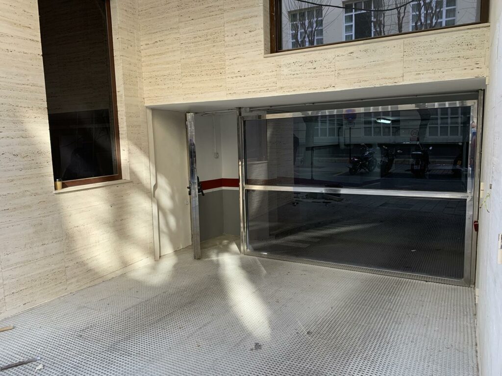 Entrada a Garaje